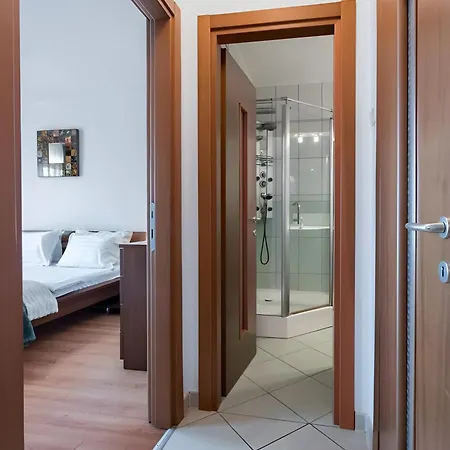 Апартаменти Landmark & - 2bdr Spacious And Comfy Flat With Amazing Views *