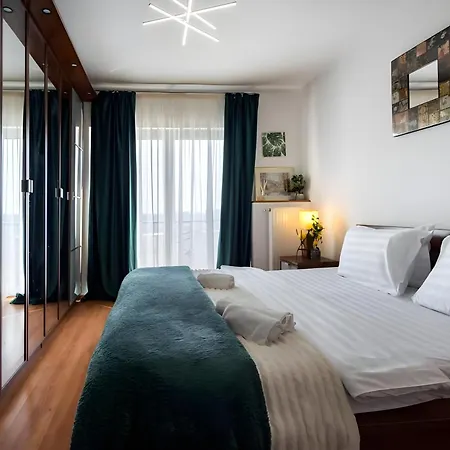 2Bdr Spacious Comfy Flat With Amazing Views - Landmark & City Bucareste