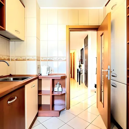 Apartamento Amazing Landmark & City View 2Br Spacious Comfy Flat *