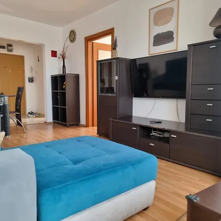 2br Spacious Comfy Flat-amazing - Landmark & View Apartment *