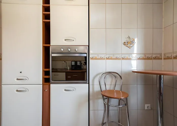Great Location With Amazing Views - Landmark & City-2bdr Old Town * 布加勒斯特