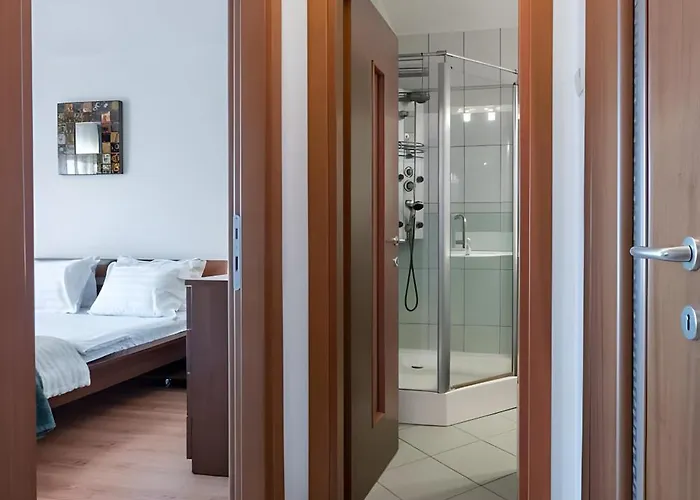 Apartment Great Location With Amazing Views - Landmark & City-2bdr Old Town *